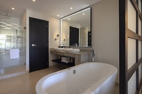 Hideaway at Royalton Blue Waters, An Autograph Collection all-Inclusiv