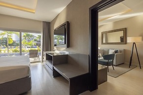 Hideaway at Royalton Blue Waters, An Autograph Collection all-Inclusiv