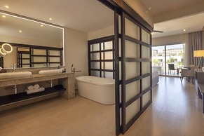 Hideaway at Royalton Blue Waters, An Autograph Collection all-Inclusiv