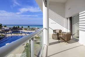 Hideaway at Royalton Blue Waters, An Autograph Collection all-Inclusiv