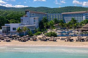 Hideaway at Royalton Blue Waters, An Autograph Collection all-Inclusiv