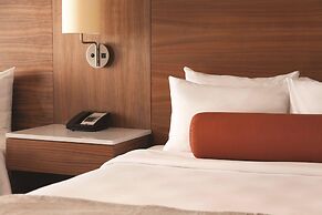 Radisson Hotel & Conference Centre Calgary Airport