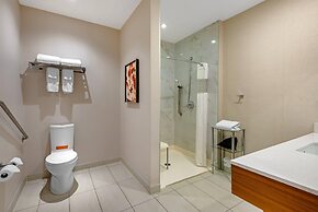 Radisson Hotel & Conference Centre Calgary Airport