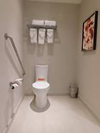 Radisson Hotel & Conference Centre Calgary Airport