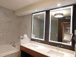 Radisson Hotel & Conference Centre Calgary Airport