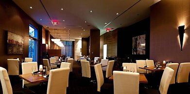 Radisson Hotel & Conference Centre Calgary Airport