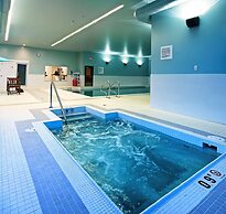 Radisson Hotel & Conference Centre Calgary Airport