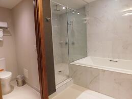 Radisson Hotel & Conference Centre Calgary Airport