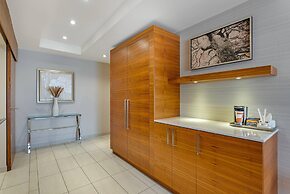 Radisson Hotel & Conference Centre Calgary Airport