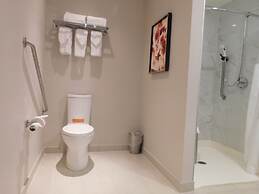 Radisson Hotel & Conference Centre Calgary Airport