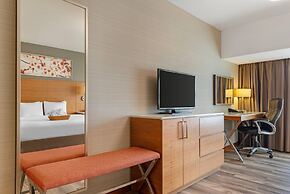 Radisson Hotel & Conference Centre Calgary Airport