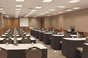 Radisson Hotel & Conference Centre Calgary Airport