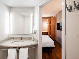 ibis Ourinhos
