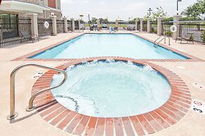 Holiday Inn Express & Suites San Antonio SE By At&t Center by IHG