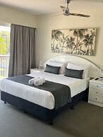 White Crest Apartments