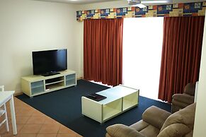 White Crest Apartments