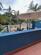 White Crest Apartments