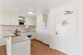 White Crest Apartments