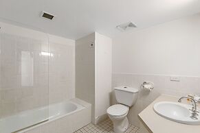 White Crest Apartments