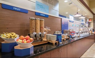 Holiday Inn Express & Suites St Louis Airport by IHG