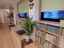 Guesthouse Hyakumanben Cross