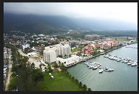 Porto Marina Mont Blanc Resort