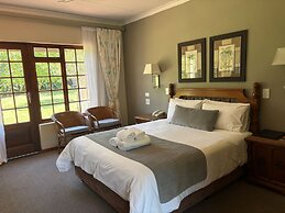 Eight Bells Mountain Inn