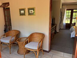 Eight Bells Mountain Inn