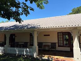 Eight Bells Mountain Inn