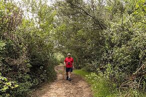 Eight Bells Mountain Inn