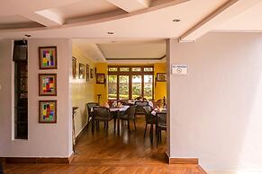 Meltonia Luxury Suites