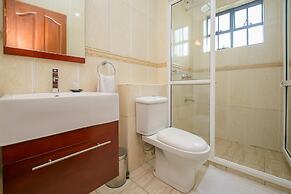 Meltonia Luxury Suites