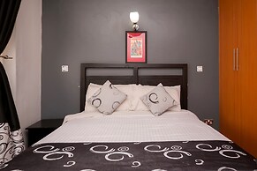 Meltonia Luxury Suites