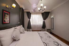 Meltonia Luxury Suites