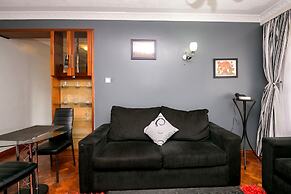 Meltonia Luxury Suites