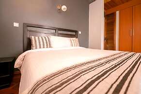 Meltonia Luxury Suites