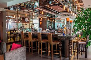 Renaissance Santiago Hotel by Marriott