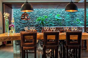 Renaissance Santiago Hotel by Marriott