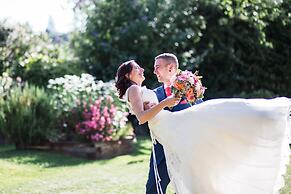 TLH Toorak Hotel - TLH Leisure, Entertainment and Spa Resort