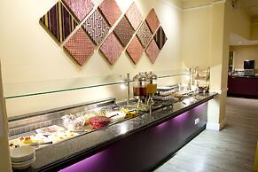 TLH Toorak Hotel - TLH Leisure, Entertainment and Spa Resort