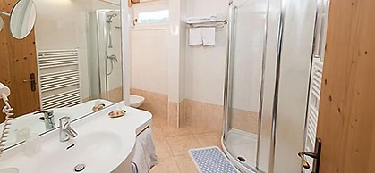 Lady Maria Hotel & Resort