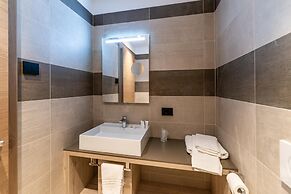 Lady Maria Hotel & Resort