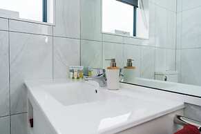 Aubyn Court Spa Motel