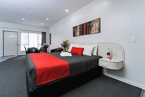 Aubyn Court Spa Motel