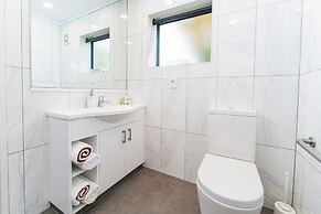 Aubyn Court Spa Motel