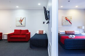 Aubyn Court Spa Motel