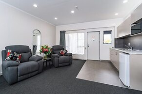 Aubyn Court Spa Motel