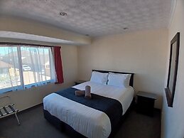 Palm City Motor Inn