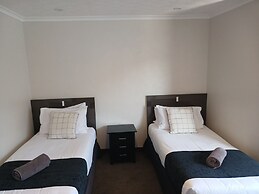 Palm City Motor Inn