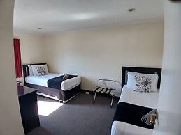 Palm City Motor Inn